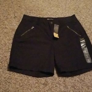 NWT Lee Straight Fit size 6 Shorts